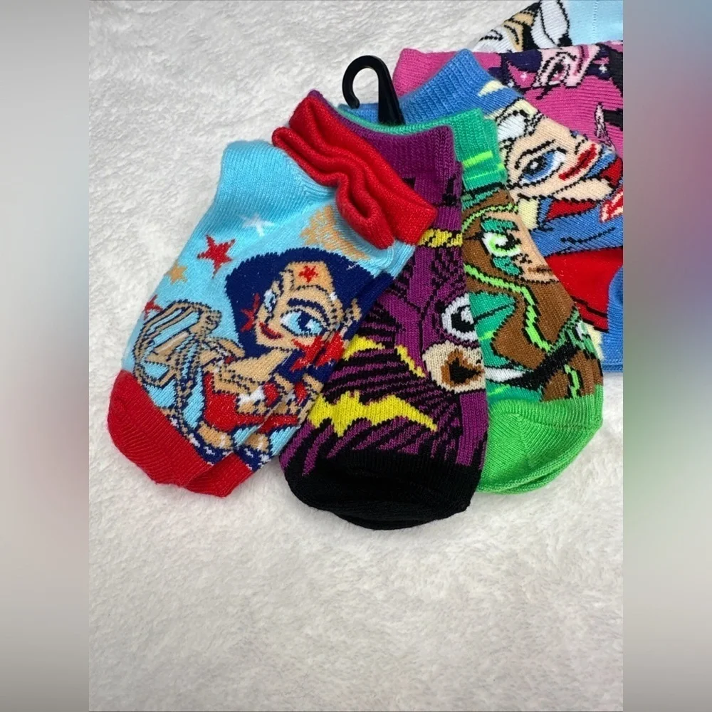 COMICS SUPER HERO GIRLS 6 Pair Anklet Socks Kids Toddler, Shoe Size 4-7.5 NEW